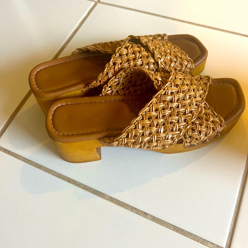 Chocolat Blu Clogs